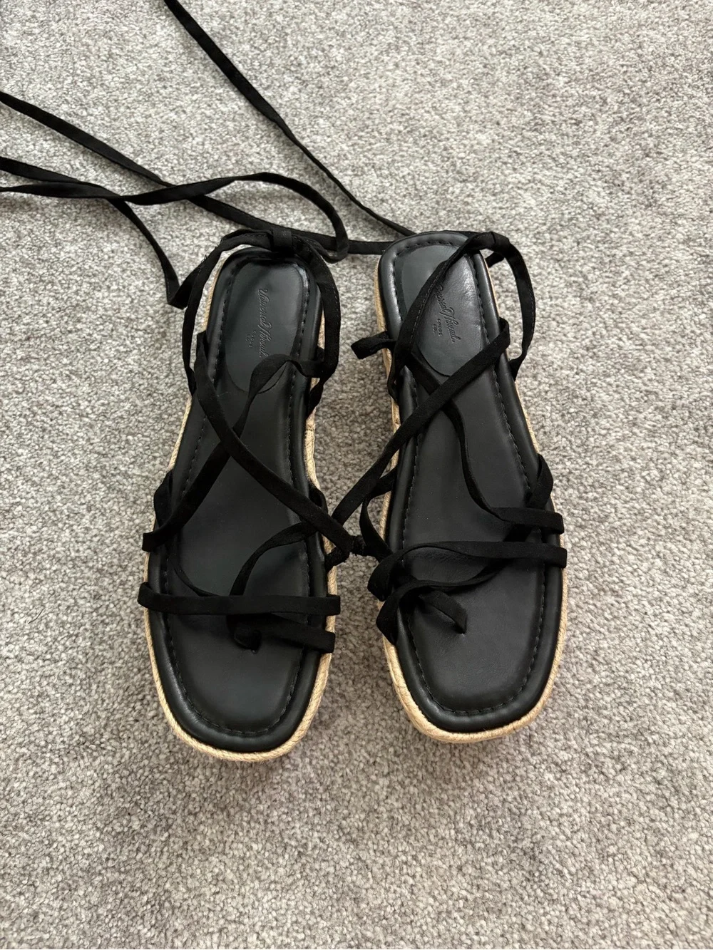 Universal Thread Black Lace-Up Espadrille Platform Sandals